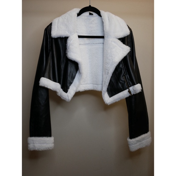 SHEIN Crop Fur Lined PU Leather Jacket - Picture 2 of 4